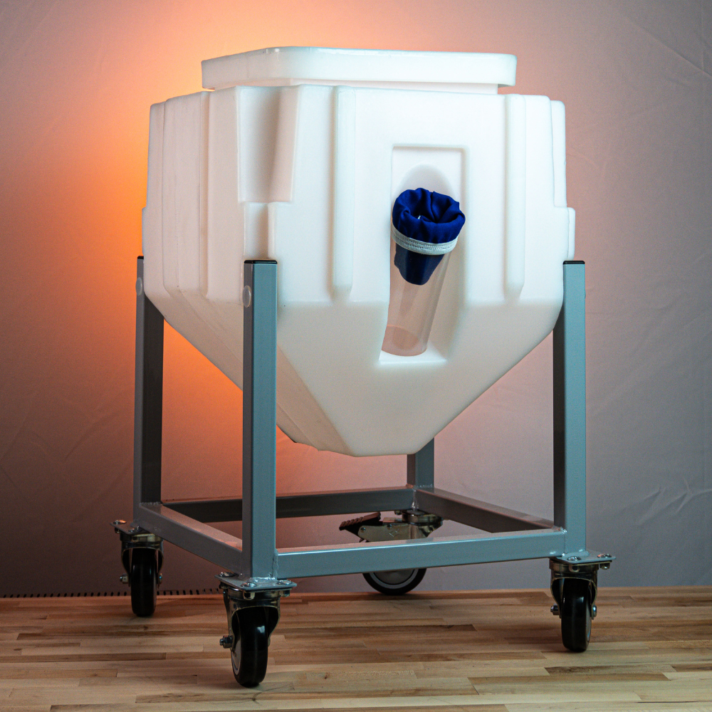 Bulk Pellet Storage Bin – Massive Dimension - Main Image