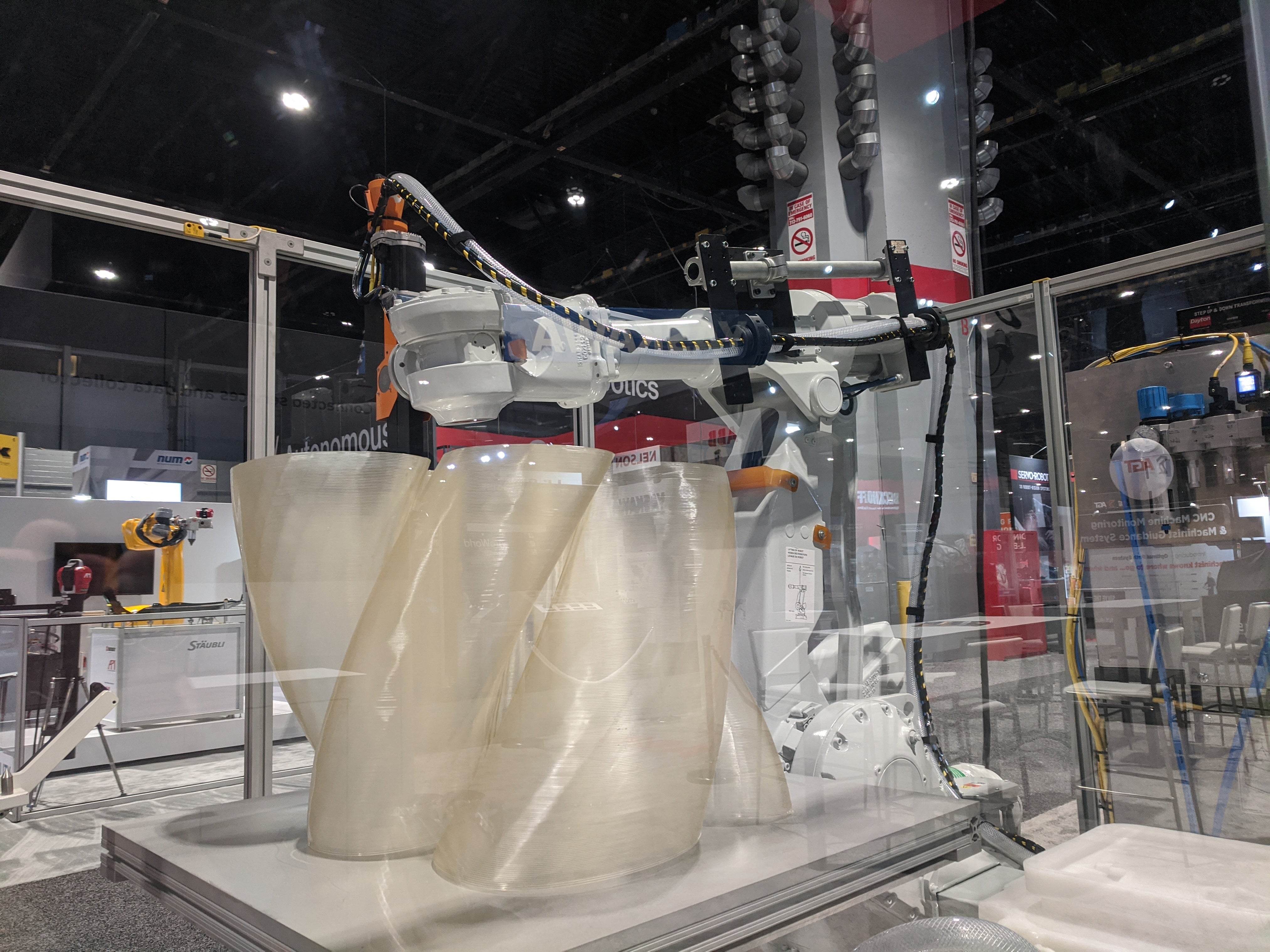 Fabtech Expo Report: MDPH2 printing on an IRB 4400!