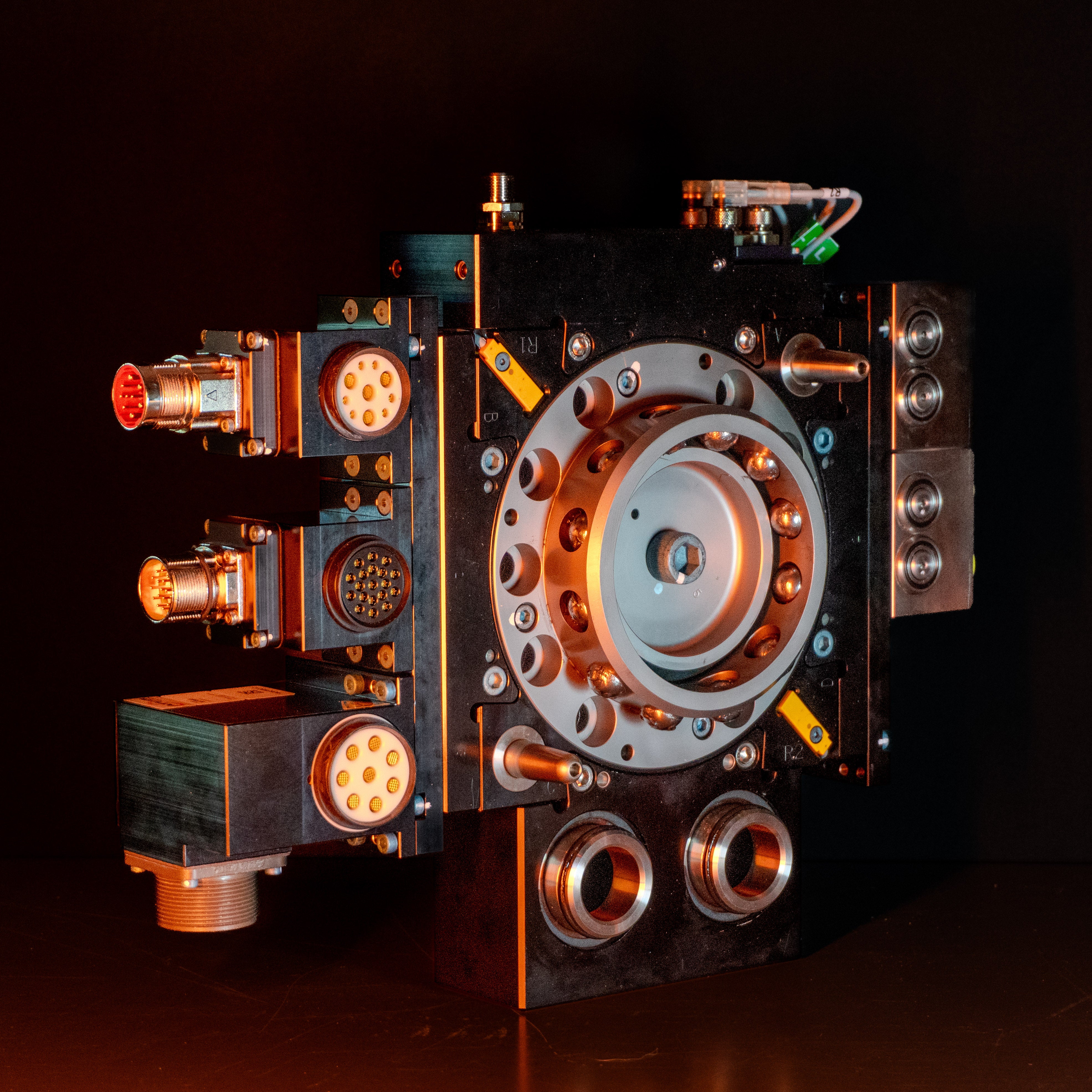 Automatic Robotic Tool Changer – Massive Dimension